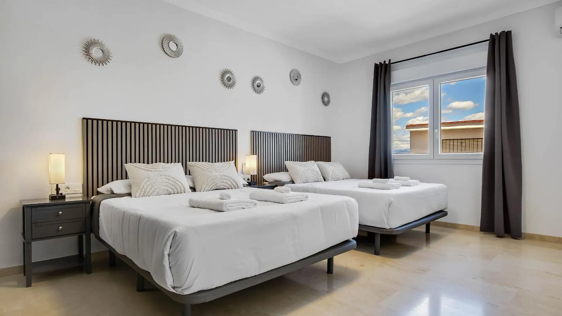 Dom wakacyjny Espaciosa Casa Junto Al Aeropuerto Malaga