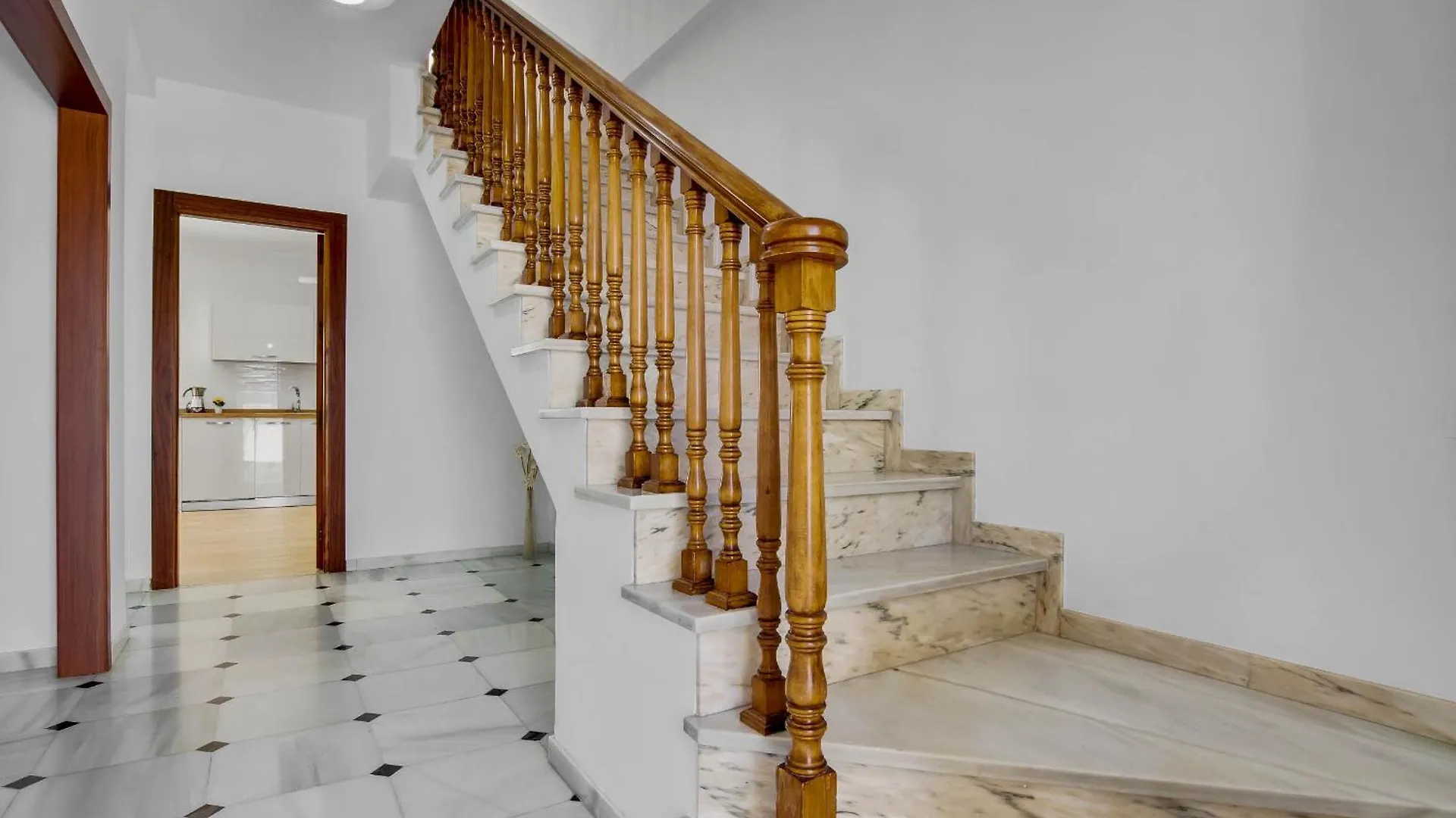 Dom wakacyjny Espaciosa Casa Junto Al Aeropuerto Malaga Hiszpania