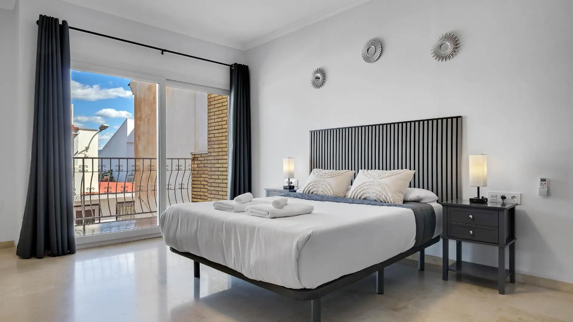 Dom wakacyjny Espaciosa Casa Junto Al Aeropuerto Malaga