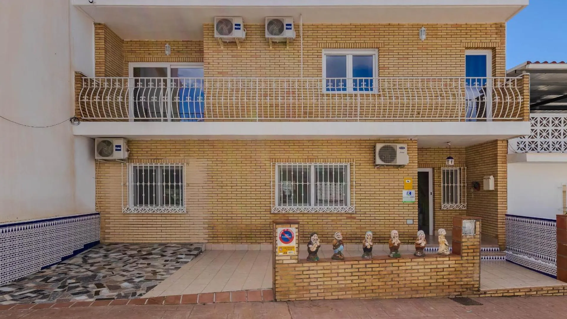 Espaciosa Casa Junto Al Aeropuerto Malaga 0*,